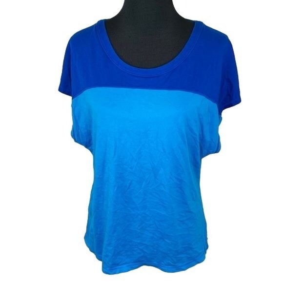 Lucy Layered Yoga Top size L Layered Flowy Color Block Blue Shirt - Picture 1 of 3
